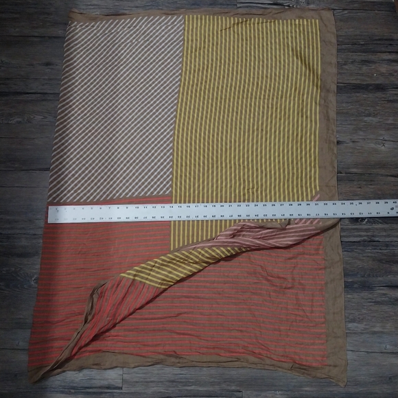 Coach New York Geometric Striped Stole Scarf Wrap Luxury Sarong Throw Multicolor - Picture 6 of 6